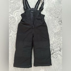 Snow pants for kids